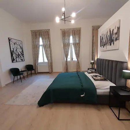 公寓 Entrez 3 - Historical Centre *