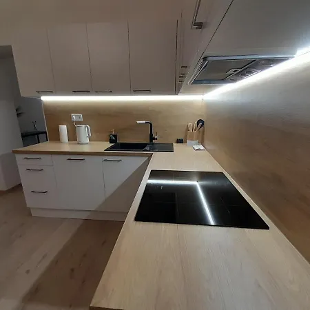 Entrez 3 - Historical Centre *