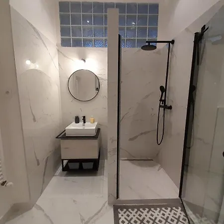 Entrez 3 - Historical Centre