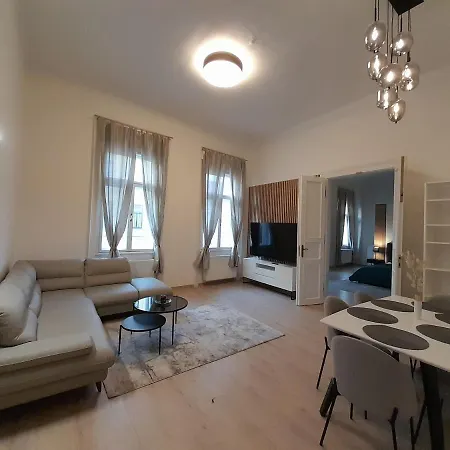 Апартаменты Entrez 3 - Historical Centre Кошице