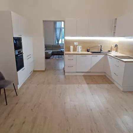 Entrez 3 - Historical Centre * 科希策