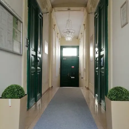 Entrez 3 - Historical Centre