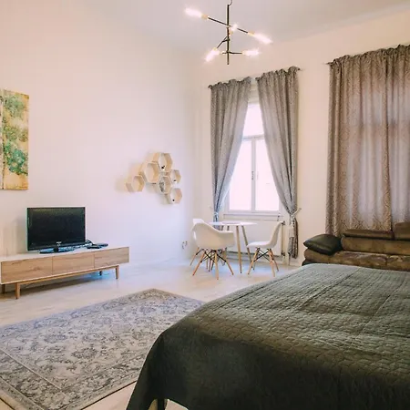 Апартаменты Entrez 3 - Historical Centre Кошице